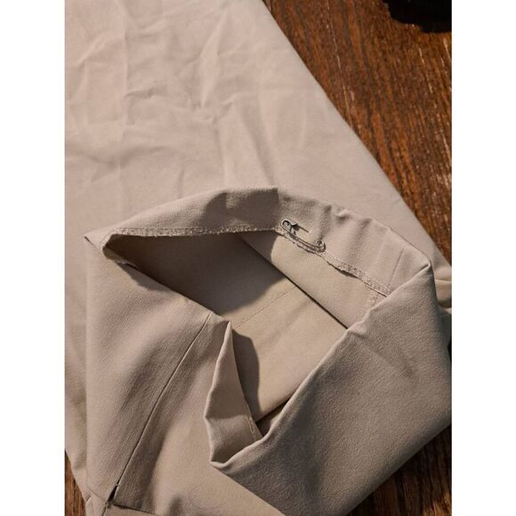 Ann Taylor Loft Women’s 12 Tan Khaki Cuffed Capri Pants Adjustable Waist - Picture 4 of 5